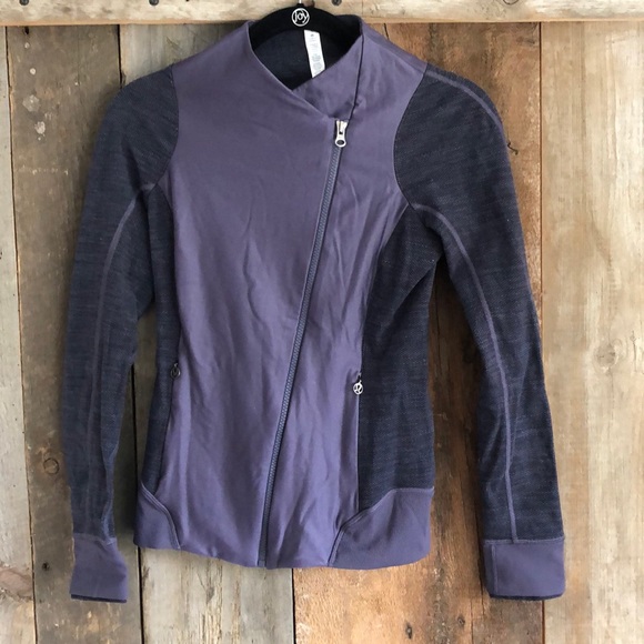 Lululemon athletic sweater - Picture 1 of 4